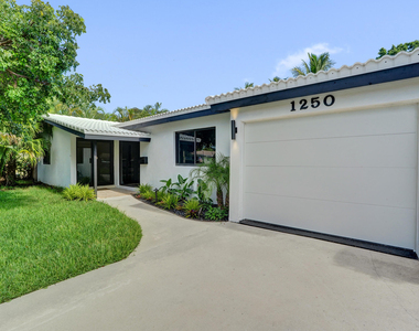 1250 Sw 4th Street - Photo Thumbnail 3