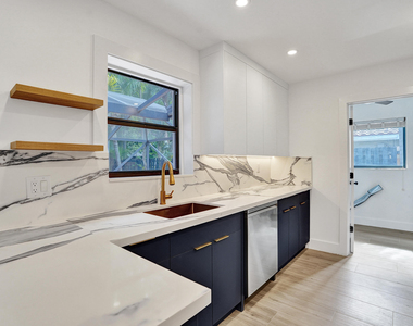 1250 Sw 4th Street - Photo Thumbnail 20