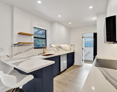 1250 Sw 4th Street - Photo Thumbnail 18