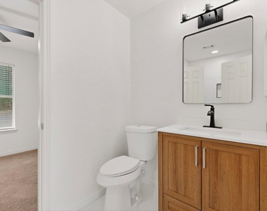 925 Cedar Terrace - Photo Thumbnail 15