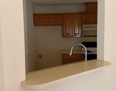 1511 Sunflower Lane - Photo Thumbnail 3