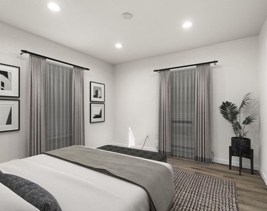 2406 Ross Avenue - Photo Thumbnail 10