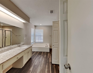 3403 Boyd Trail - Photo Thumbnail 9