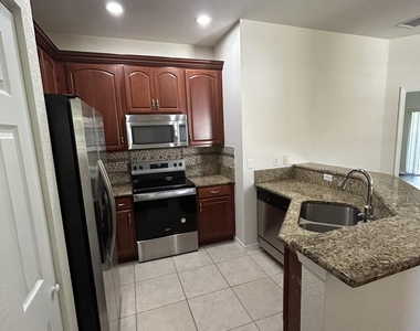 9080 Preston Place - Photo Thumbnail 7