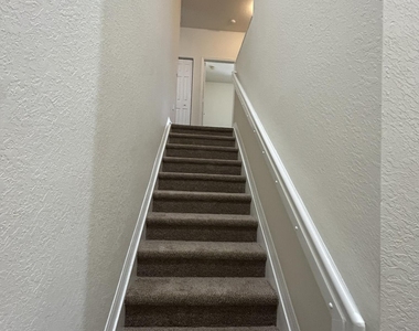 9080 Preston Place - Photo Thumbnail 25