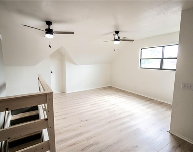 1333 Friars Street - Photo Thumbnail 34