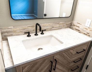 1333 Friars Street - Photo Thumbnail 36