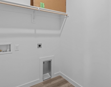 8536 Big Apple Drive - Photo Thumbnail 8