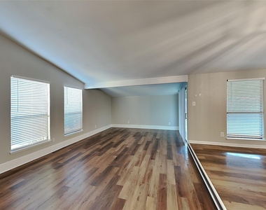 4644 Ringgold Lane - Photo Thumbnail 13