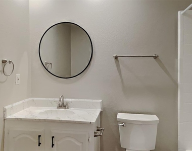 4644 Ringgold Lane - Photo Thumbnail 12