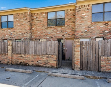 1371 S 11th Street - Photo Thumbnail 21