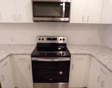 709 S 5th Street - Photo Thumbnail 8