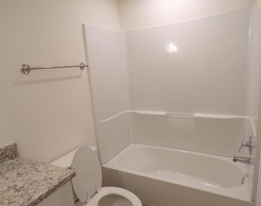 709 S 5th Street - Photo Thumbnail 19