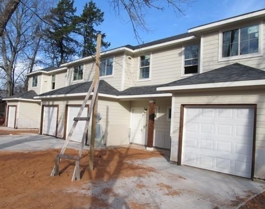 709 S 5th Street - Photo Thumbnail 1