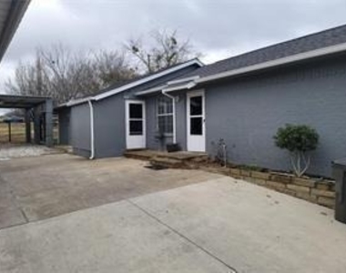 1316 Blodgett Avenue - Photo Thumbnail 4