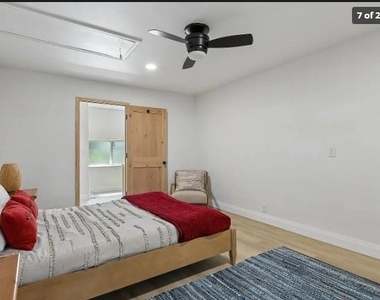 1212 W Murphy Road - Photo Thumbnail 7