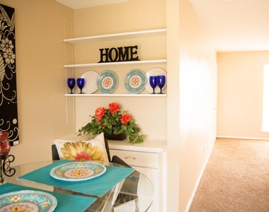 2800 Sayles Boulevard - Photo Thumbnail 6