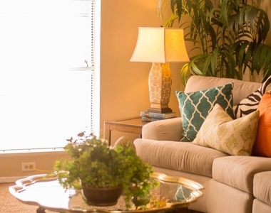 2800 Sayles Boulevard - Photo Thumbnail 7