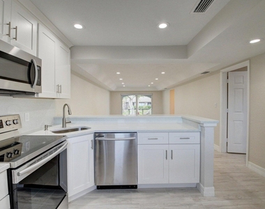 398 W Camino Real - Photo Thumbnail 11
