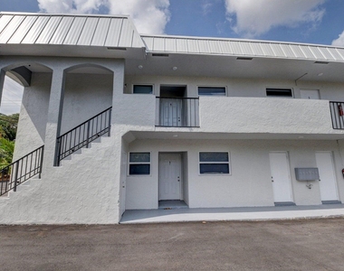 398 W Camino Real - Photo Thumbnail 16