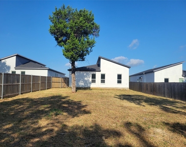 3336 Noor Street - Photo Thumbnail 32