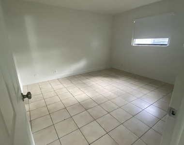 8185 Nw 7th Street - Photo Thumbnail 9