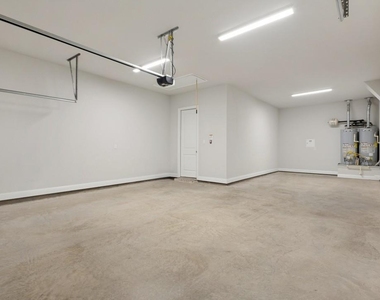 603 Warner Drive - Photo Thumbnail 10