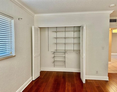 2190 Se 5th Street - Photo Thumbnail 8