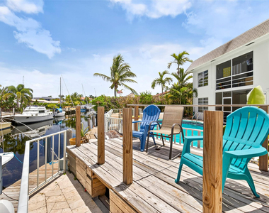 2708 Ne 14th Street Causeway - Photo Thumbnail 4