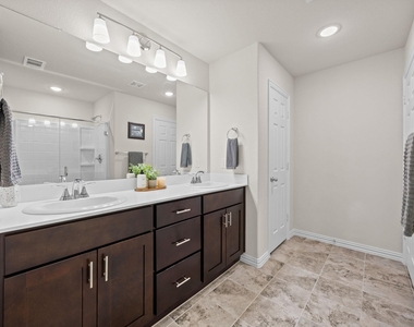 3249 Glorioso Drive - Photo Thumbnail 14