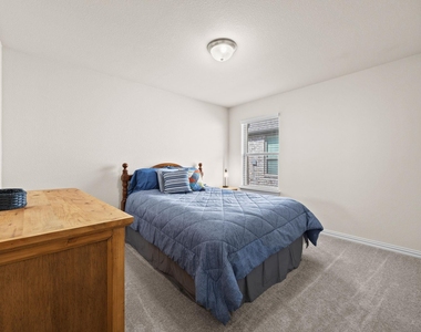 3249 Glorioso Drive - Photo Thumbnail 17