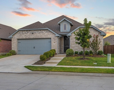 3249 Glorioso Drive - Photo Thumbnail 1