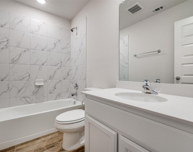 6445 Auburn Dale Road - Photo Thumbnail 16