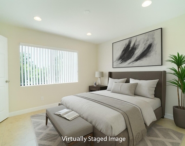 6410 N Dixie Highway - Photo Thumbnail 12