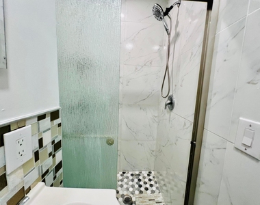 3387 Nw 37th Avenue - Photo Thumbnail 5