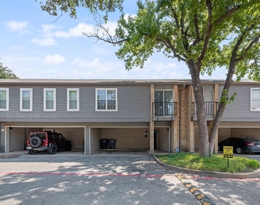 7492 E Northwest Highway - Photo Thumbnail 17