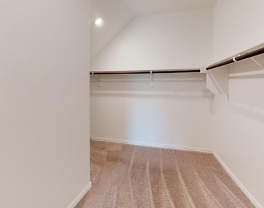 1508 Lannon Lane - Photo Thumbnail 22