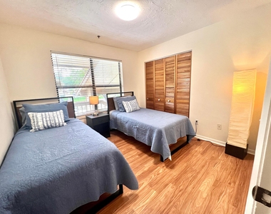 12999 Odessa Trail - Photo Thumbnail 10