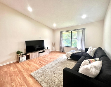 12999 Odessa Trail - Photo Thumbnail 3
