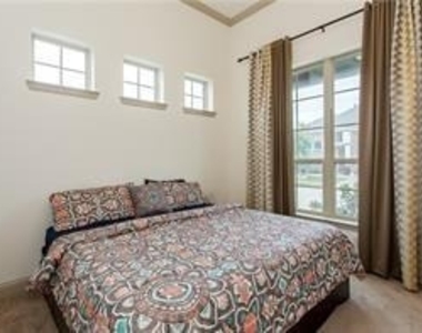 4417 Keokuk Drive - Photo Thumbnail 17