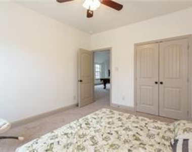 4417 Keokuk Drive - Photo Thumbnail 22