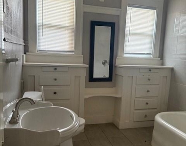 2701 Stuart Drive - Photo Thumbnail 6