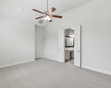 400 Warwick Boulevard - Photo Thumbnail 17