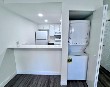 1196 Nw 40th Avenue - Photo Thumbnail 1