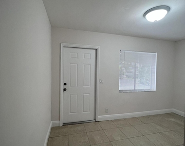 508 57th Street - Photo Thumbnail 3