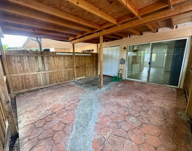 3662 Sw 59th Avenue - Photo Thumbnail 7