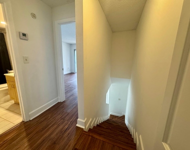 3662 Sw 59th Avenue - Photo Thumbnail 10
