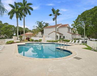 1115 Sw 180th Terrace - Photo Thumbnail 38