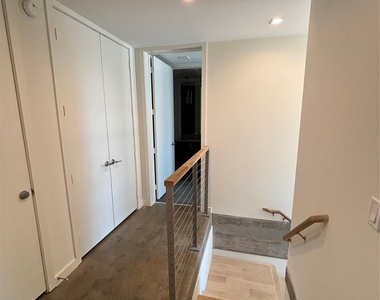 1801 N Pearl Street - Photo Thumbnail 7