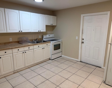 3778 Nokomis Avenue - Photo Thumbnail 5